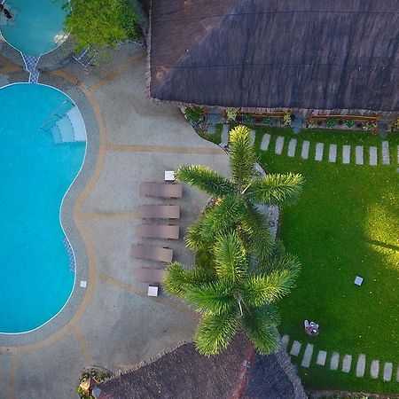 Nabulao Beach Resort Hinoba-an Exterior photo