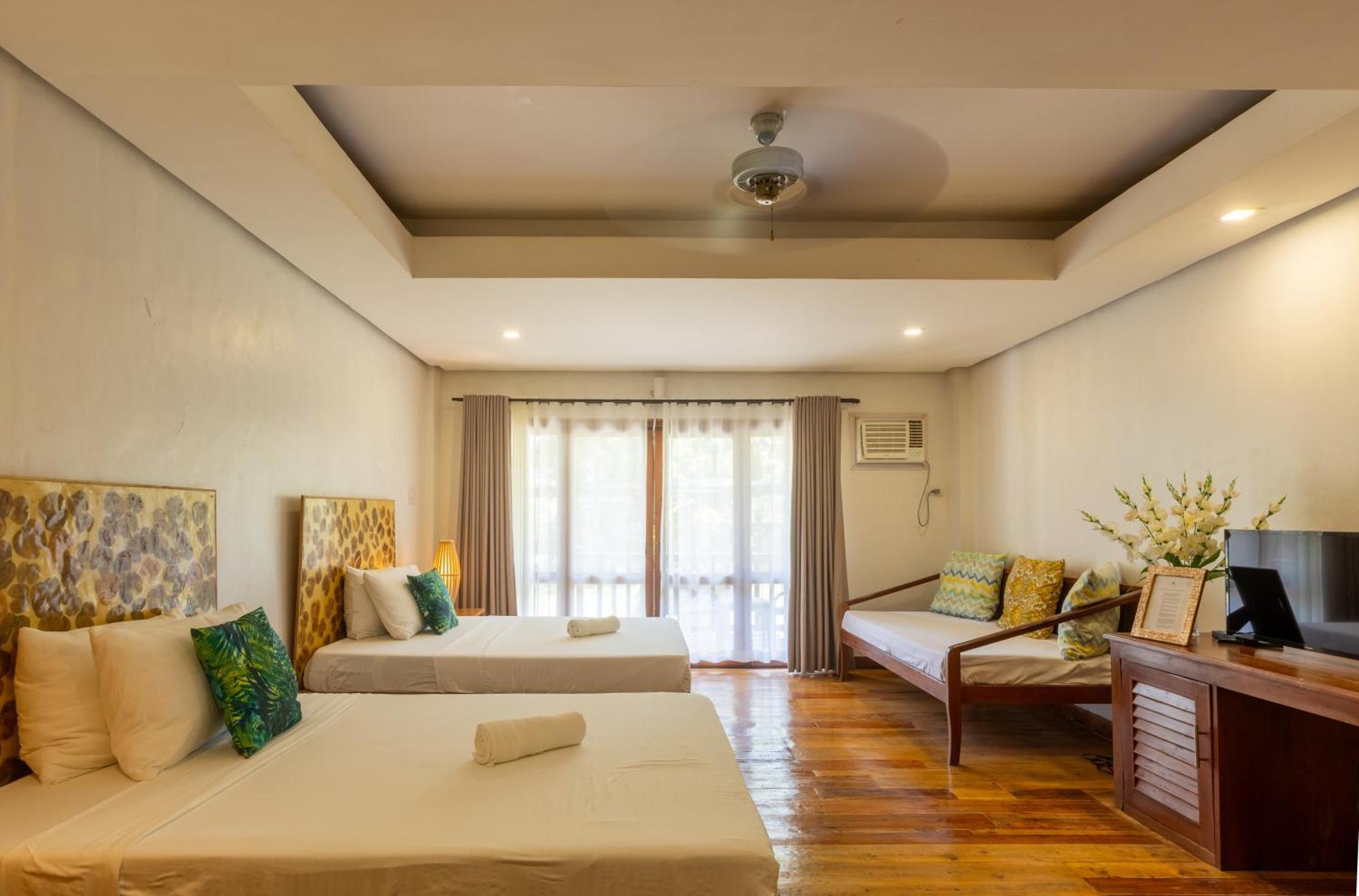 Nabulao Beach Resort Hinoba-an Exterior photo